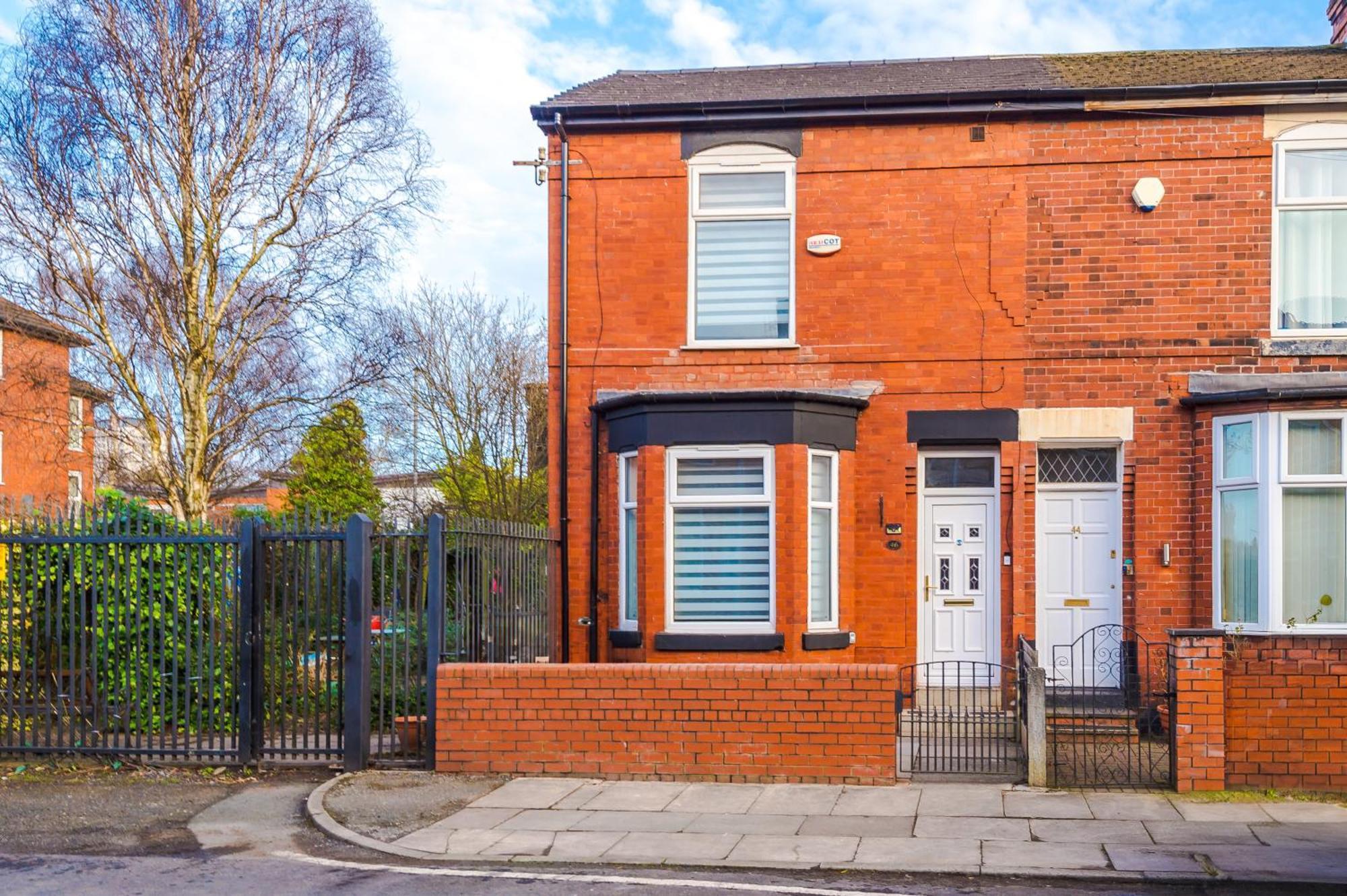 4 Bedroom Victorian House Manchester Exterior foto